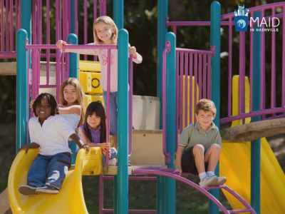 things to do with kids in Nashville is playing on playground